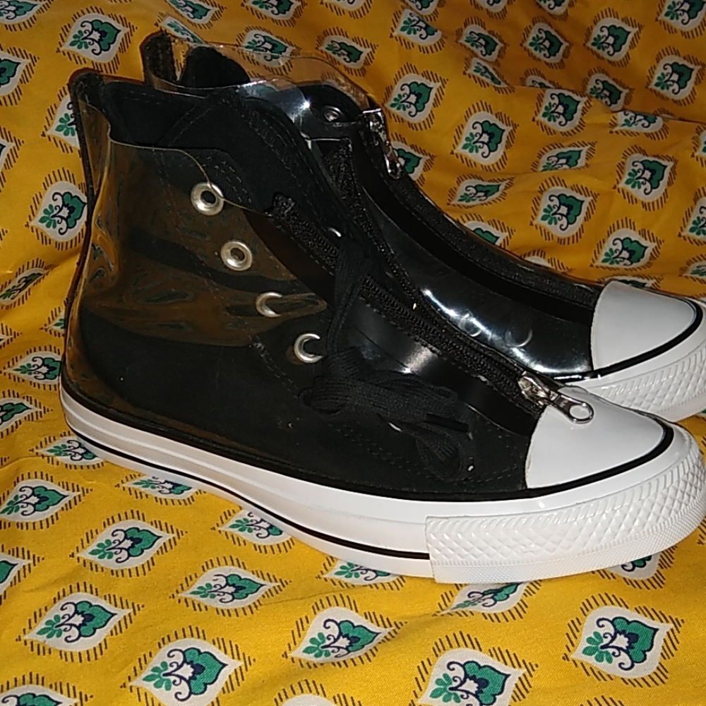 Converse CTAS Shroud high tops sneakers size 5.5